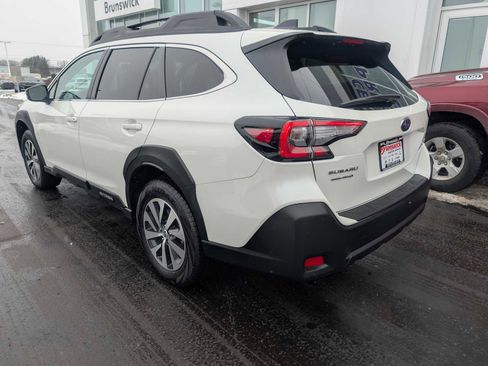 Certified 2025 Subaru Outback Premium w/ Popular Package #1A image 5