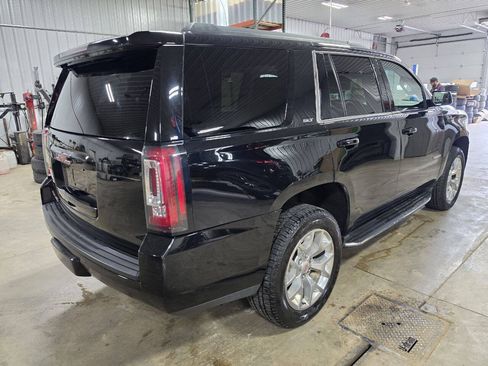 Used 2017 GMC Yukon SLT w/ Open Road Package AWD/4WD image 8