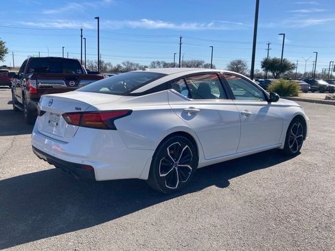 Used 2025 Nissan Altima 2.5 SR image 5