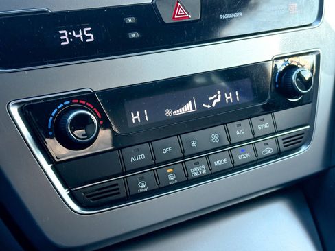 Used 2016 Hyundai Sonata SE image 18