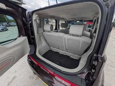Used 2010 Nissan Cube 1.8 SL w/ SL Preferred Pkg FWD image 15