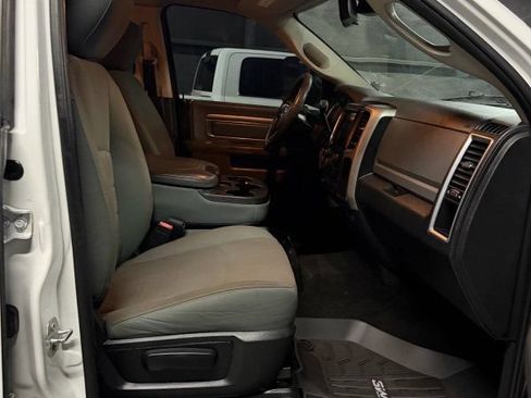 Used 2016 RAM 2500 SLT AWD/4WD image 15