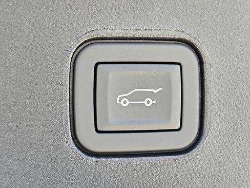 New 2026 Cadillac Lyriq V image 13