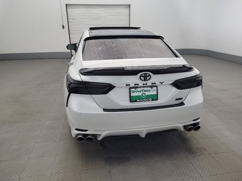 Used 2018 Toyota Camry XSE FWD image 6