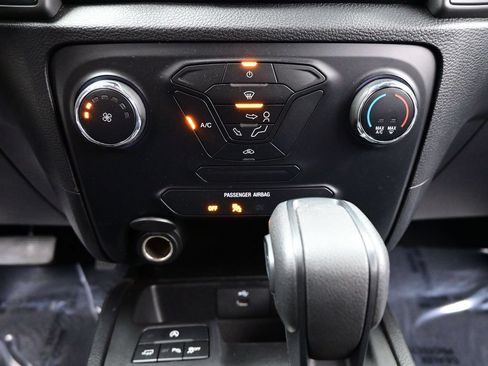 Used 2019 Ford Ranger XL w/ Equipment Group 101A Mid RWD image 17
