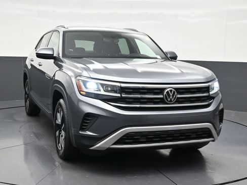 Used 2022 Volkswagen Atlas Cross Sport SE FWD image 7