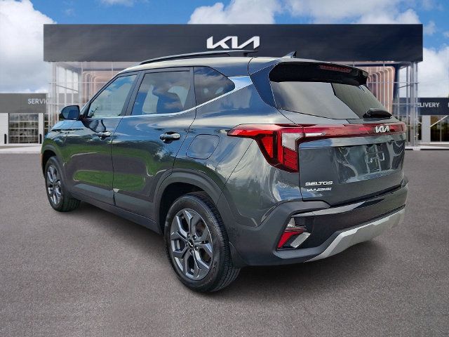Used 2024 Kia Seltos S AWD/4WD image 4
