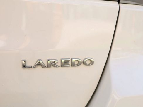Used 2020 Jeep Grand Cherokee Laredo image 10