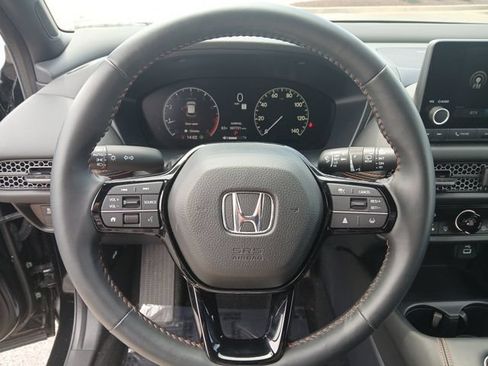 Certified 2025 Honda HR-V Sport image 14