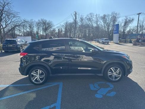 Used 2022 Honda HR-V EX image 9