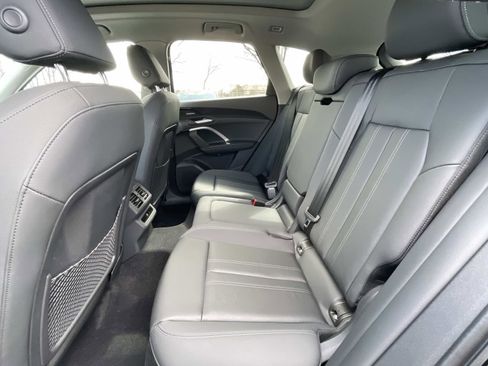 New 2025 Audi Q5 Premium Plus image 12