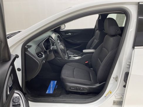 Used 2022 Chevrolet Malibu LS w/ Driver Confidence Package II image 17