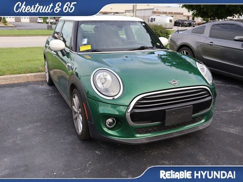 Used 2020 MINI Cooper 4-Door Hardtop FWD image 2