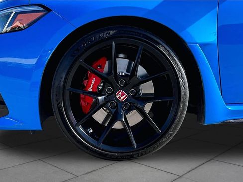 Used 2025 Honda Civic Type R image 11