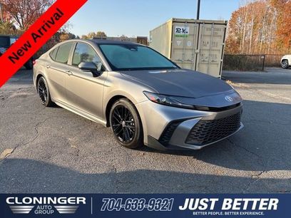 Used 2025 Toyota Camry SE