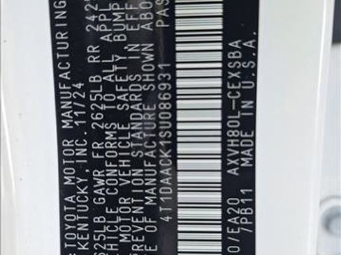 Certified 2025 Toyota Camry SE w/ Convenience Package image 23