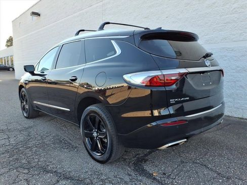 Certified 2024 Buick Enclave Essence w/ Experience Buick Package image 8