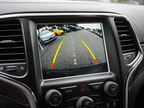 Used 2018 Jeep Grand Cherokee Trackhawk AWD/4WD image 24
