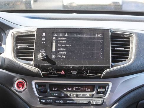 Used 2021 Honda Pilot Special Edition image 21