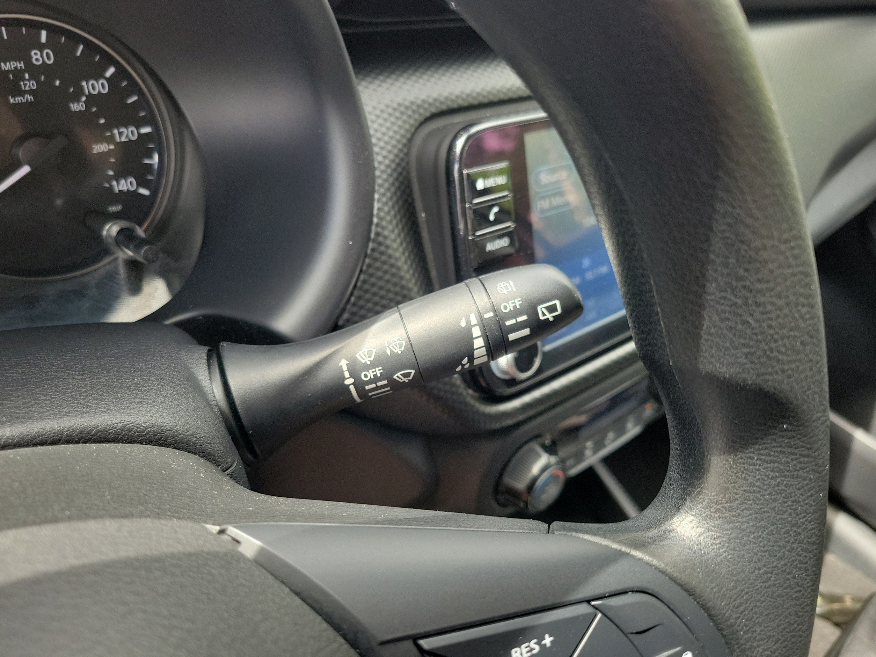 Certified 2022 Nissan Kicks SV FWD image 19