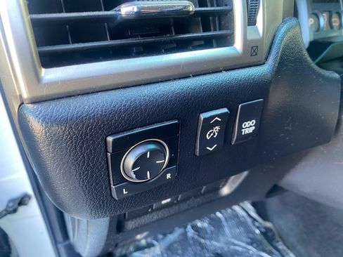 Used 2013 Lexus GX 460 AWD/4WD image 15