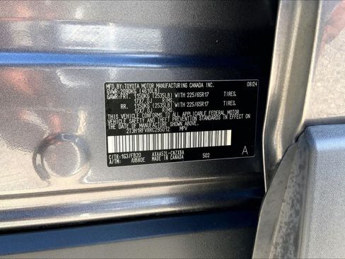 Used 2024 Toyota RAV4 LE FWD image 36