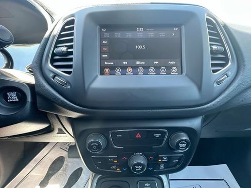 Used 2021 Jeep Compass Latitude w/ Convenience Group AWD/4WD image 18