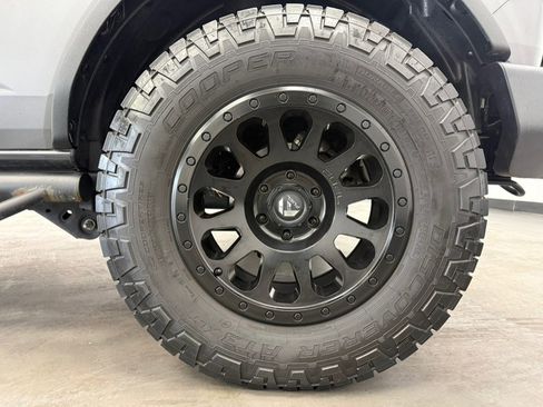 Used 2022 Ford Bronco Big Bend AWD/4WD image 85