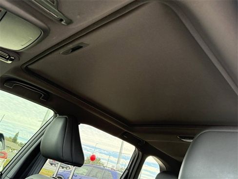 Certified 2025 Subaru Forester Limited image 18