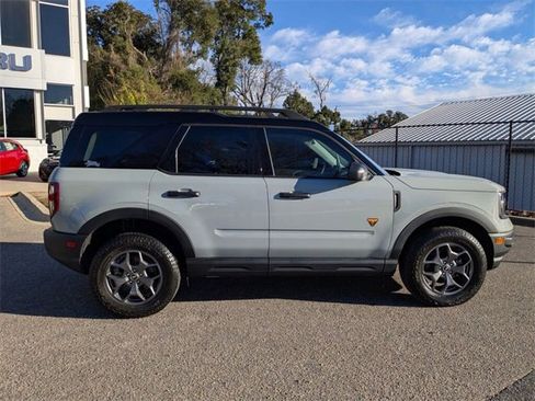 Used 2024 Ford Bronco Sport Badlands image 6
