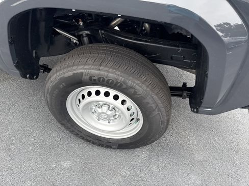 Used 2025 Toyota Tacoma SR image 12