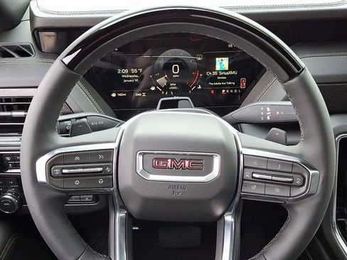 New 2026 GMC Yukon XL Elevation w/ Elevation Premium Package image 15