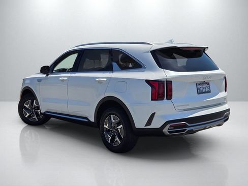 Used 2023 Kia Sorento EX FWD image 6