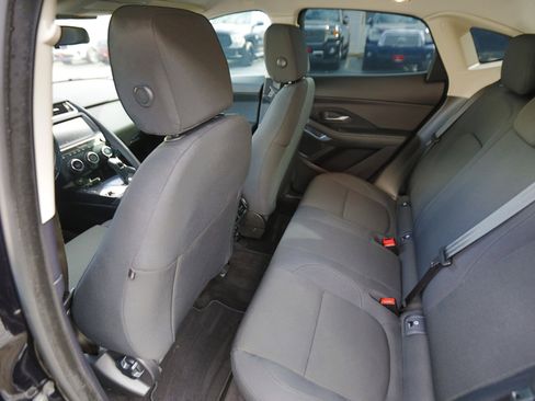 Used 2019 Jaguar E-PACE image 10