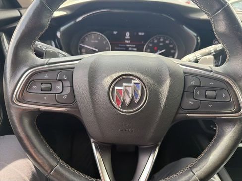 Used 2023 Buick Envision Essence image 12