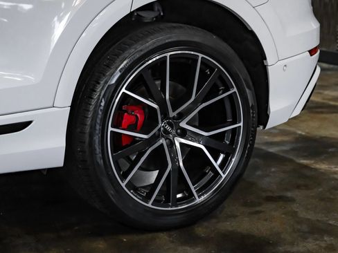 Used 2019 Audi Q8 Prestige w/ Year 1 Package AWD/4WD image 57