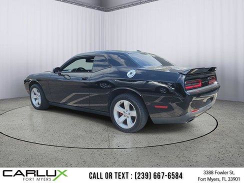 Used 2019 Dodge Challenger SXT AWD/4WD image 4