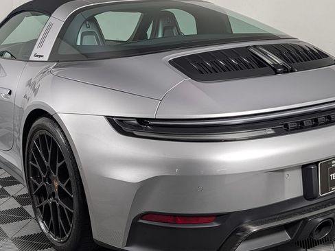 Certified 2026 Porsche 911 Targa 4 GTS AWD/4WD image 16