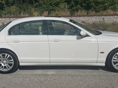 Used 2003 Jaguar S-TYPE 4.2 image 6
