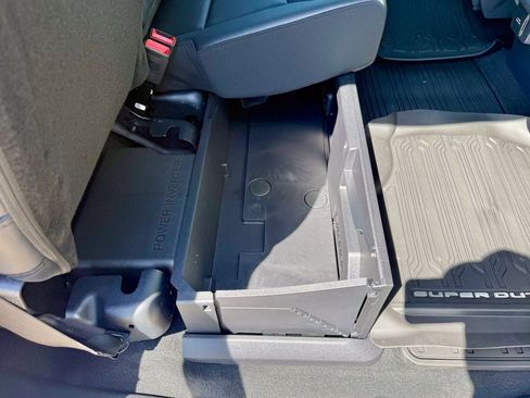 New 2026 Ford F250 4x4 Crew Cab Super Duty image 19