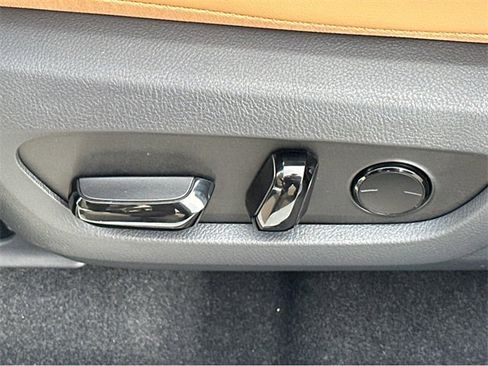 New 2026 Lexus NX 350h AWD w/ Premium Package image 26