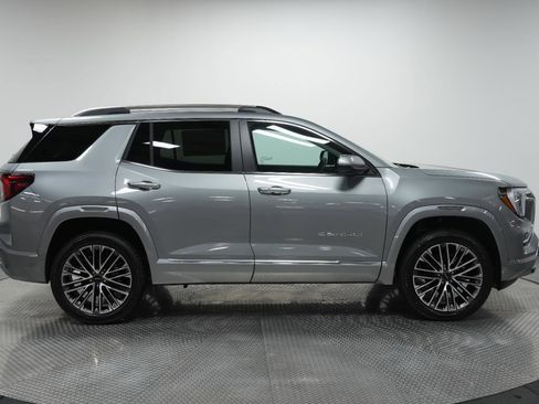 New 2026 GMC Terrain Denali image 9