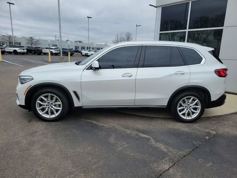 Used 2023 BMW X5 xDrive40i w/ Premium Package image 5