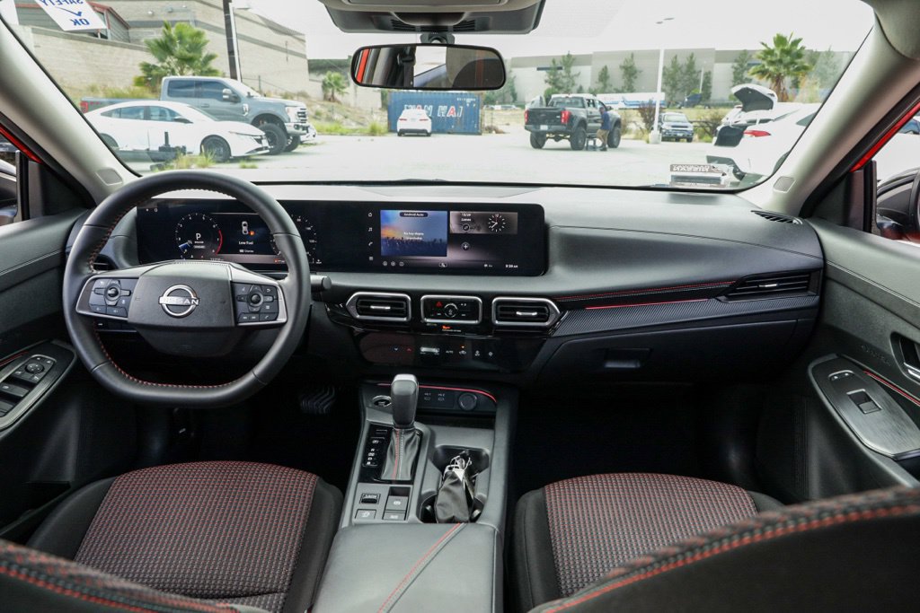 Used 2026 Nissan Sentra SR w/ Floor Mat Package FWD image 25