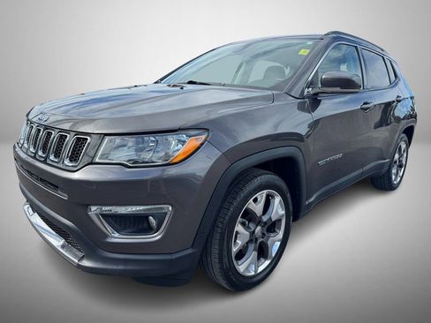 Used 2019 Jeep Compass Limited image 2