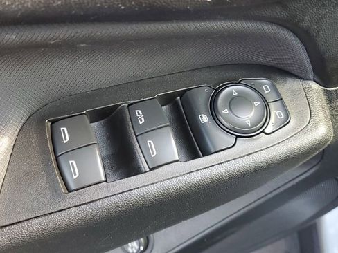 Certified 2023 Chevrolet Equinox RS w/ LPO, Floor Liner Package image 17