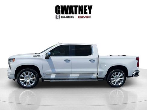 Used 2024 Chevrolet Silverado 1500 High Country w/ High Country Premium Package AWD/4WD image 6
