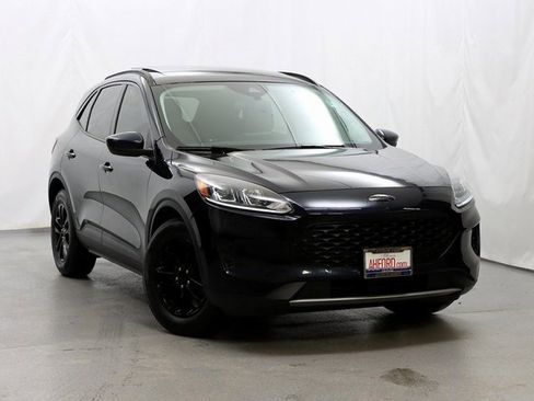 Used 2021 Ford Escape SE w/ Convenience Package image 1
