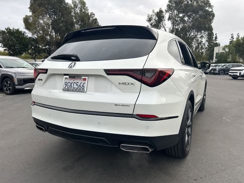 Used 2023 Acura MDX A-Spec image 3