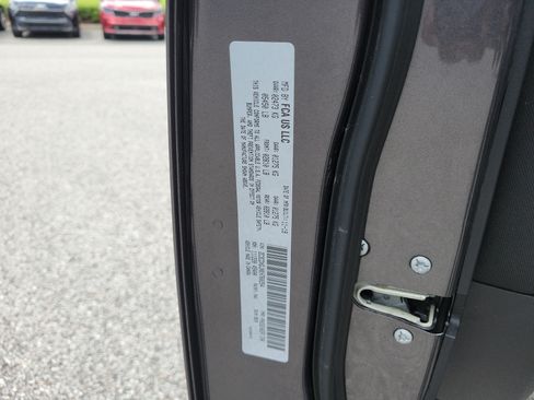 Used 2019 Dodge Charger Scat Pack w/ Stars & Stripes Edition RWD image 31